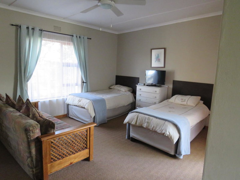 Haus Victoria Self Catering Cottages, Oudtshoorn, South Africa
