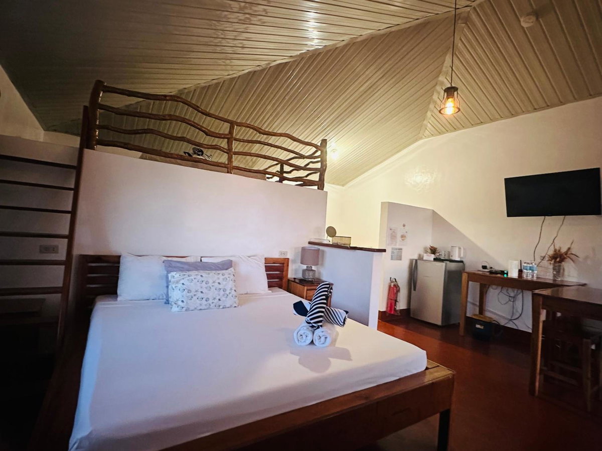 Hotel · Tongatok Cliff Resort, Mambajao
