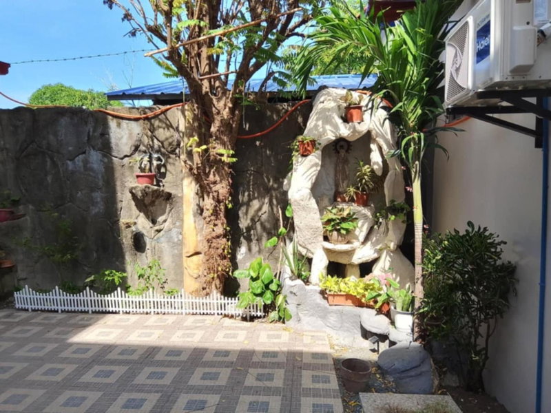 Topaz Bed & Breakfast Hotel, San Jose, Philippines