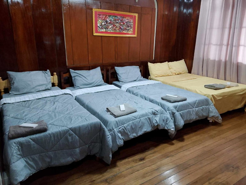 Topaz Bed & Breakfast Hotel, San Jose, Philippines