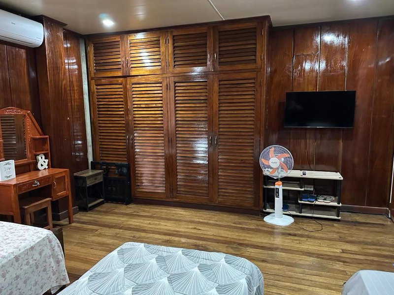Topaz Bed & Breakfast Hotel, San Jose, Philippines