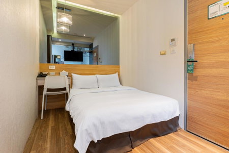 CHECK inn Express Taichung FuXing Hall 2, Taichung, Taiwan