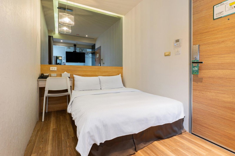 CHECK inn Express Taichung FuXing Hall 2, Taichung, Taiwan