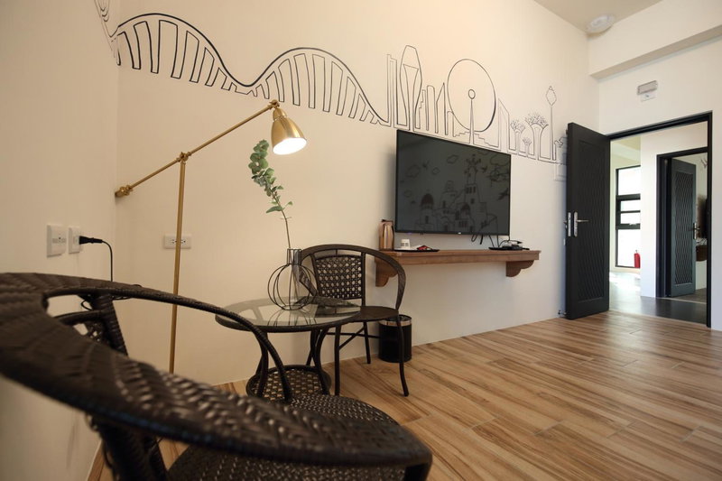 Mr Lee Elevator B&B Hualien- Near Dongdamen Night Market, Jian, Тайвань