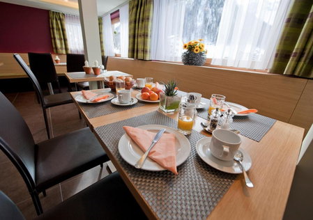 Hotel Garni Bergsonne, Samnaun, Switzerland