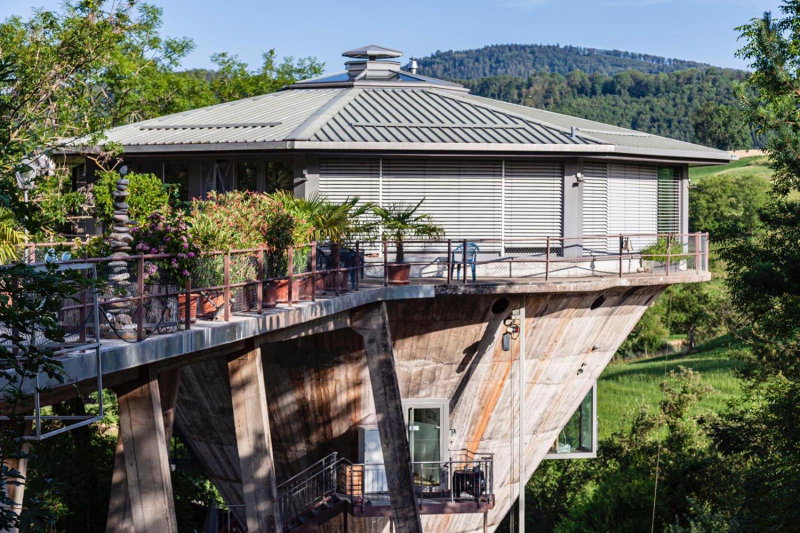 Bergwerksilo Herznach, Aarau, Switzerland