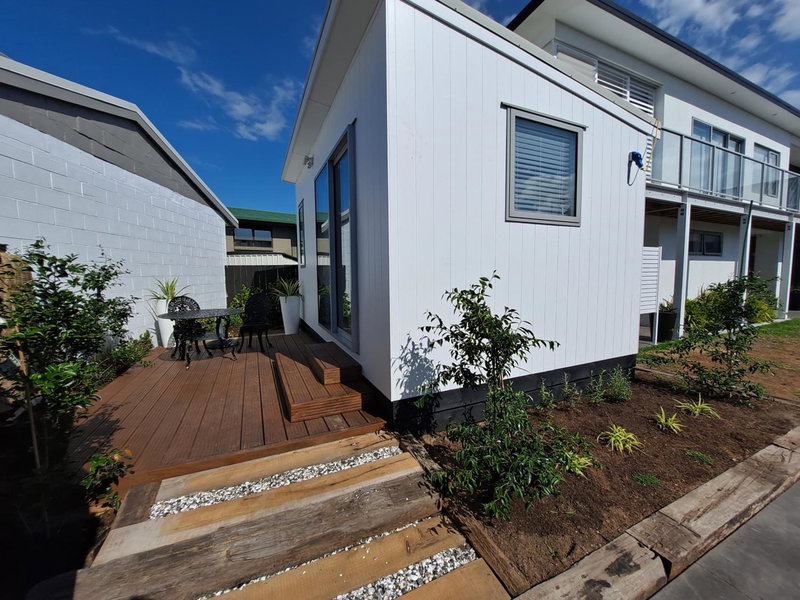 Pod bach on Tweed, Tauranga, New Zealand