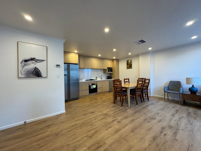 NO PARTY ALLOWED, Entire Brand New 3 bedroom townhouse, free unlimited fibre wifi and free parking, Wellington, New Zealand