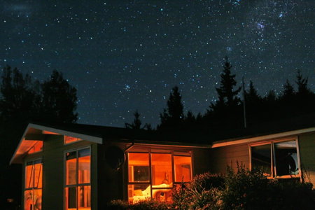 Pukaki Lakeside Getaway NZ, Lake Pukaki, New Zealand