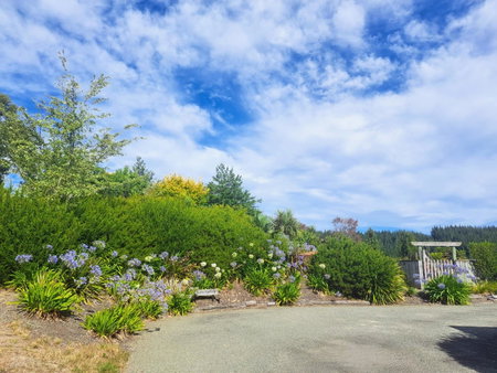 Golden Hills Farm Cottage with Swimming Pool, Nelson, Nouvelle-Zélande