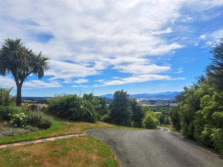 Golden Hills Farm Cottage with Swimming Pool, Nelson, Nouvelle-Zélande