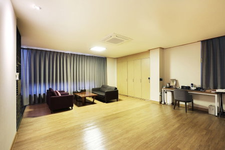 Bolton Hotel, Masan, South Korea