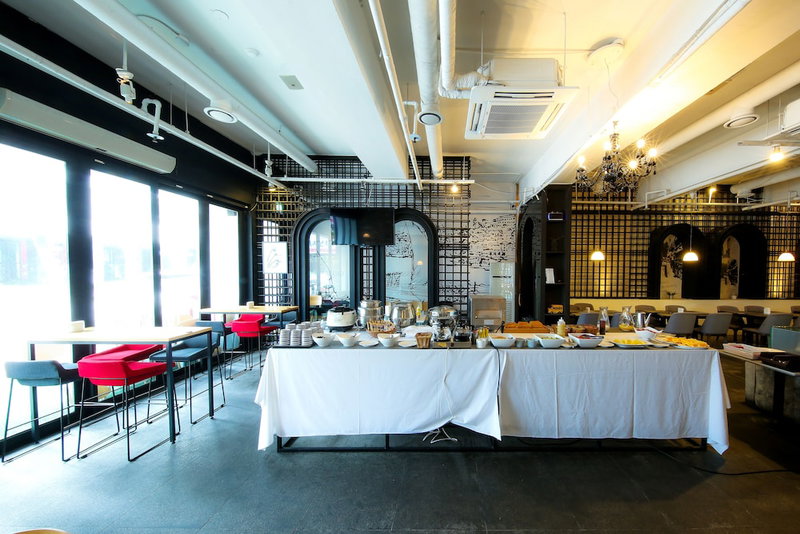 Bolton Hotel, Masan, South Korea