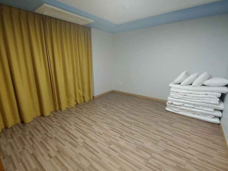 Gallery Hotel BnB, Jeju City, South Korea