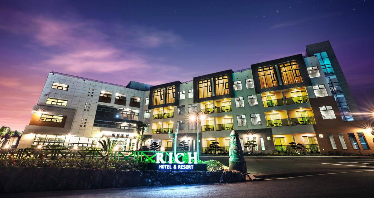 Hôtel · Rich Hotel, Jeju