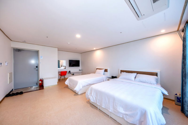 Virginia Hotel, Seogwipo, South Korea