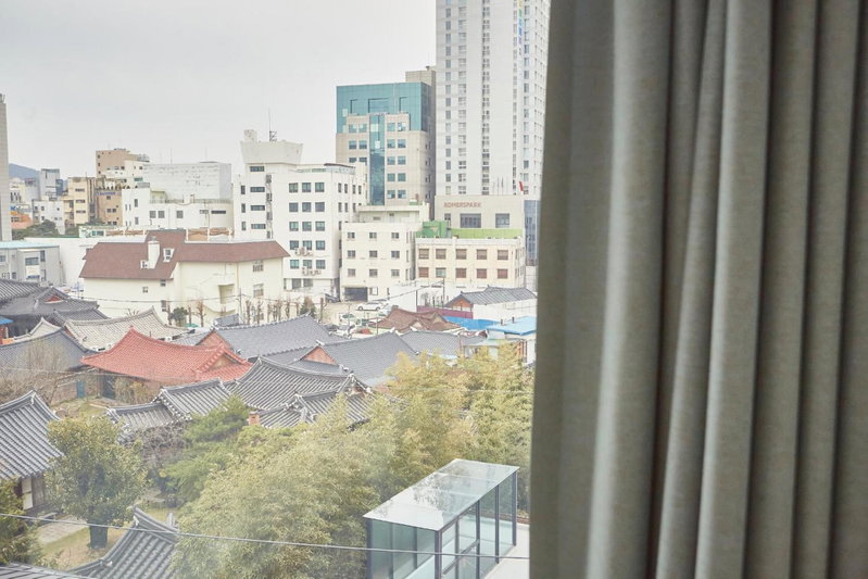 Guest 145, Gwangju, 대한민국