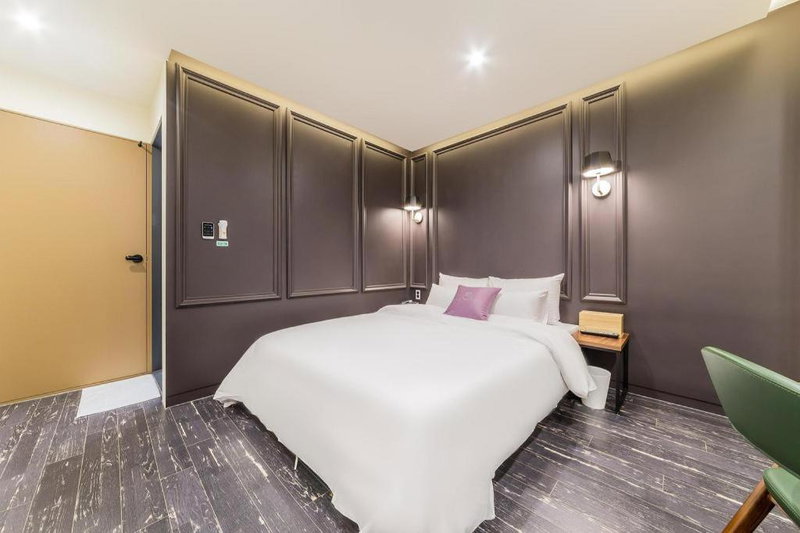 Plain Hotel, Chuncheon, South Korea