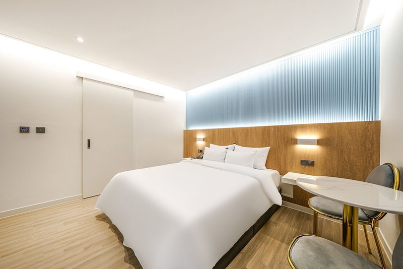 Brown Dot Hotel Pungam, Masan, 대한민국