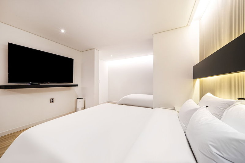 Brown Dot Hotel Pungam, Masan, 대한민국
