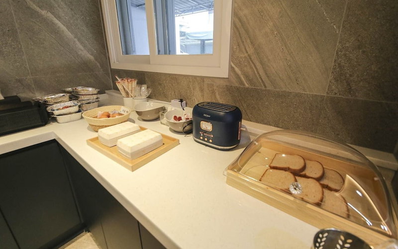 Brown Dot Hotel Pungam, Masan, 대한민국