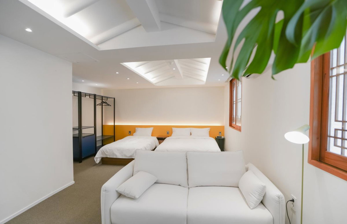 Hotel · HotelArrive Jeonju Sihwayeonpung, Jeonju