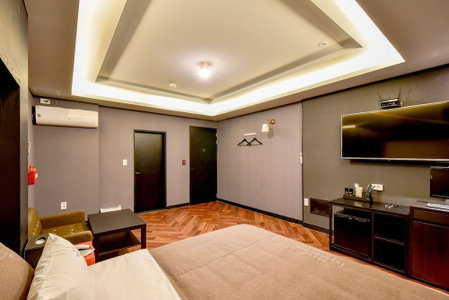 French Code Hotel, Changwon, Южная Корея