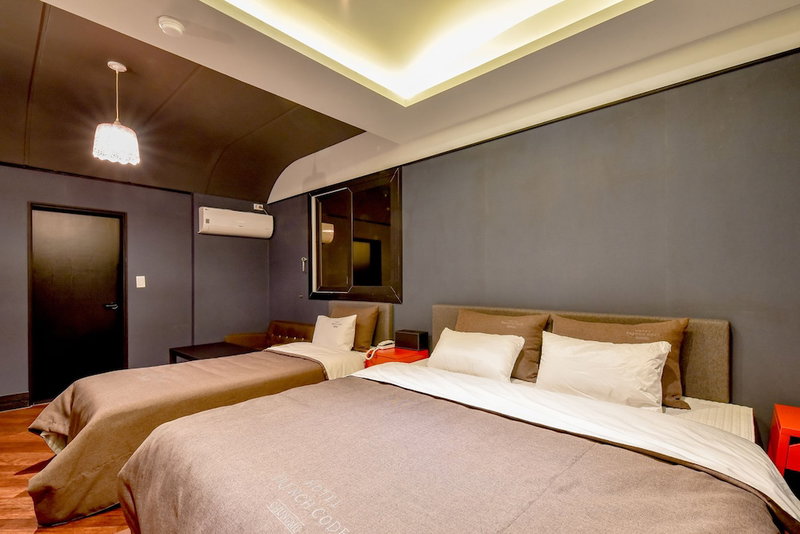 French Code Hotel, Changwon, Южная Корея