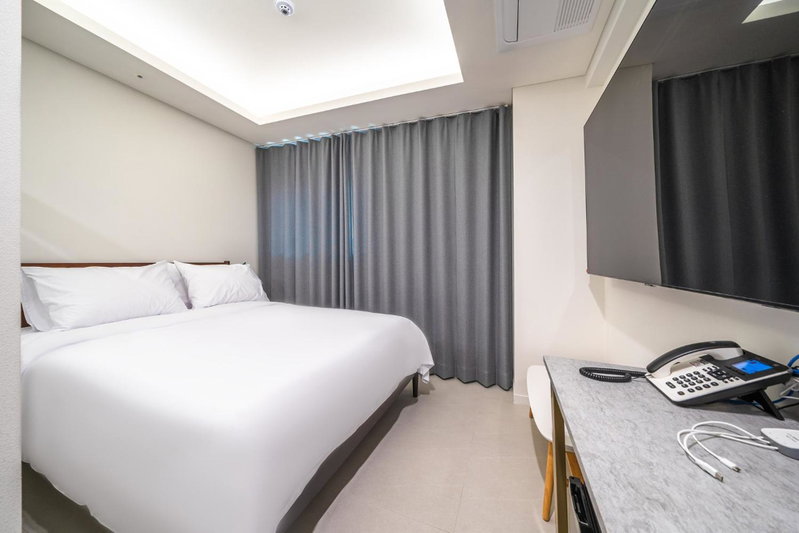 Bluebird Hotel, Incheon, 대한민국