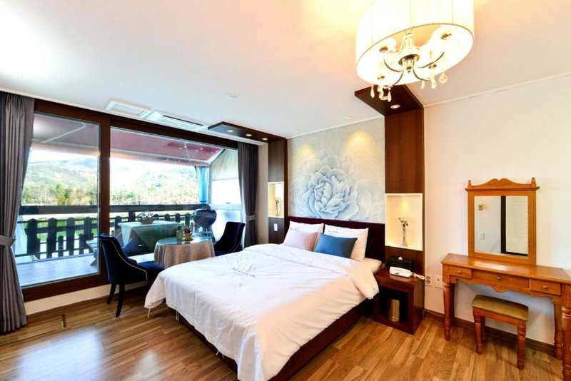 Moonlight Blue Pension, Gapyeong, 대한민국