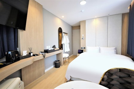 DELAMOUR Hotel, Kyosai, 대한민국