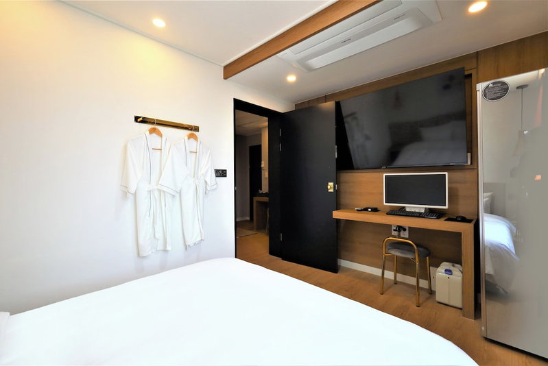 DELAMOUR Hotel, Kyosai, 대한민국
