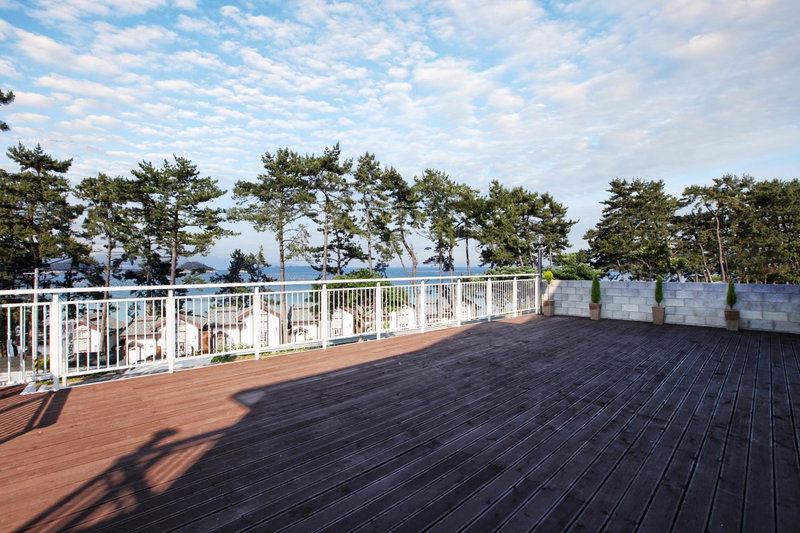 Seasidepine Pension, Yeosu, South Korea