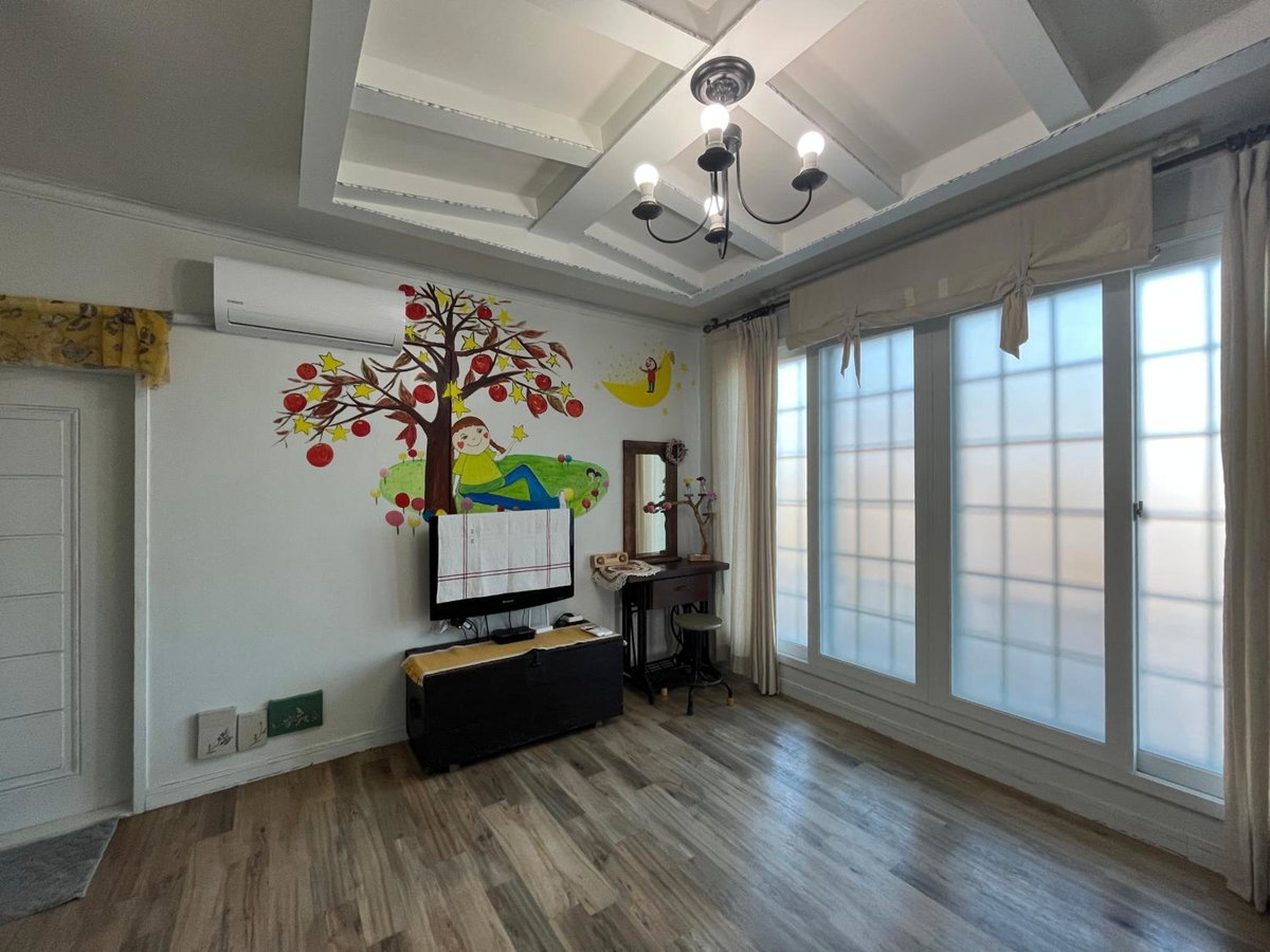 Hotel · Artist and Flower Pension, Namhae