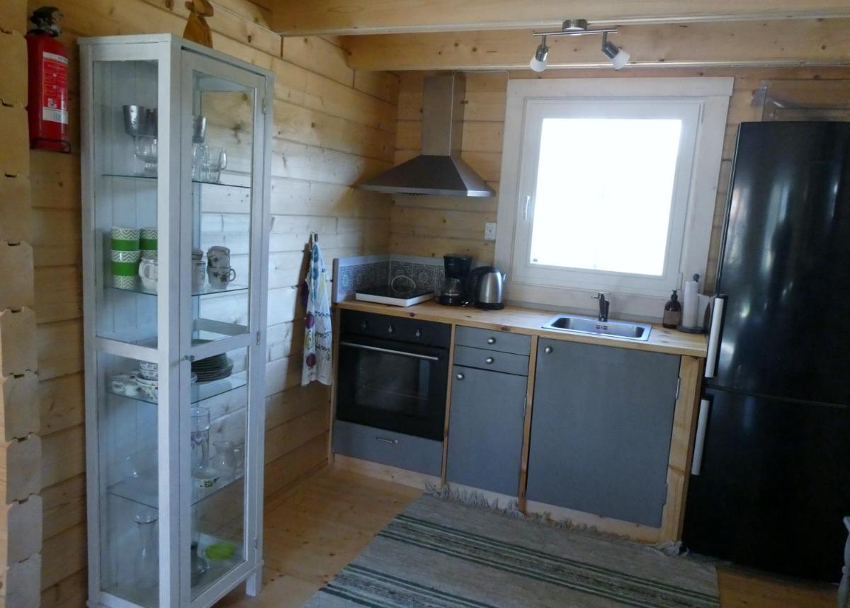 Hotel · Fröya Timber Cottage, Arvika