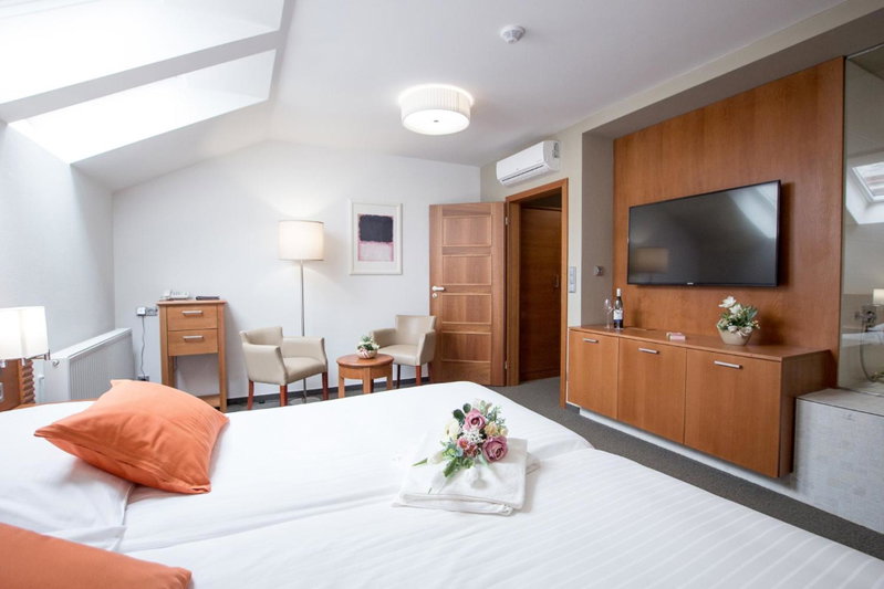 Hotel Pod Věží, Strážnice, Tschechien