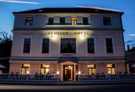 Grandhotel Sluchátko - EX Zámecký hotel, Znojmo, Tchéquie