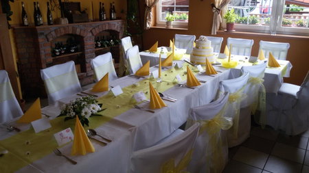 Restaurace&penzion BAVORSKÝ DVŮR, Pardubice, Tschechien