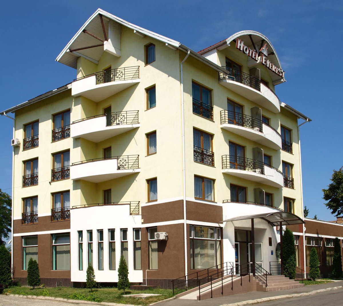 Hotel · Hotel Everest, Târgu-Mureş