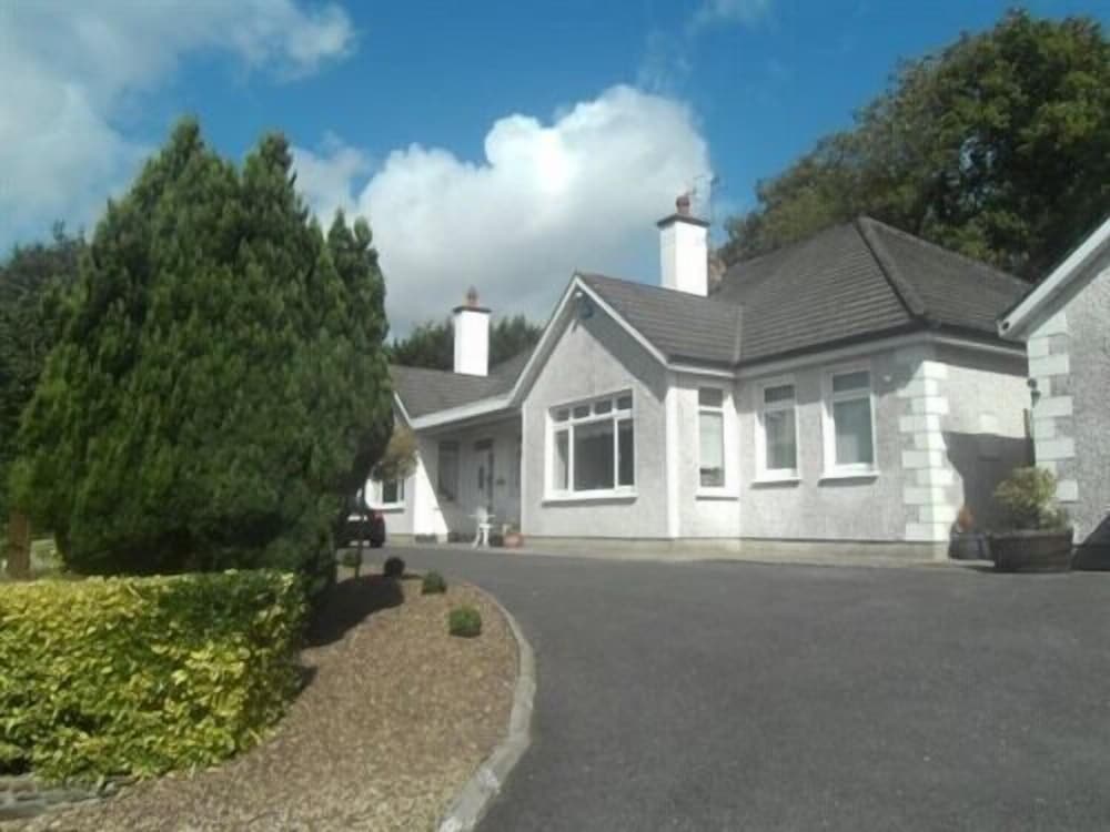 Отель · Launard House, Kilkenny