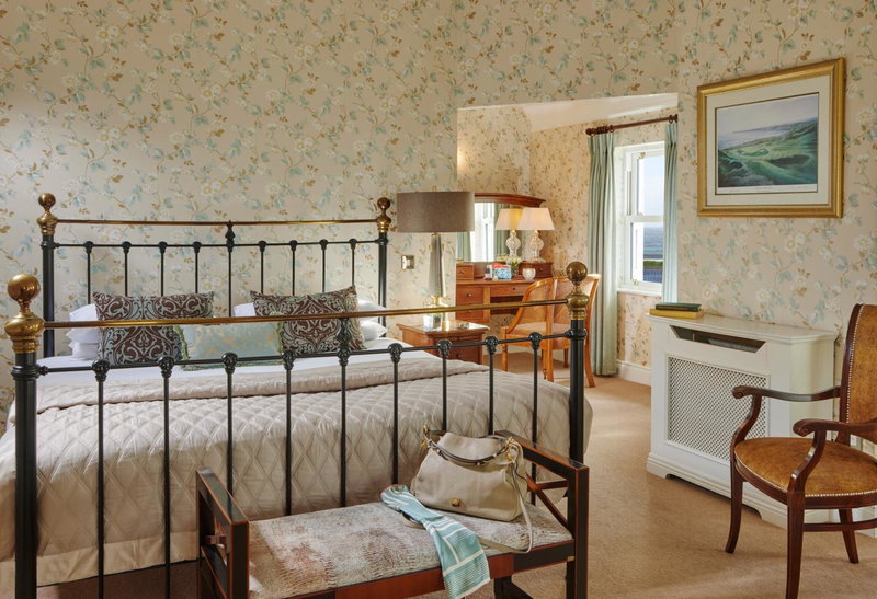 Red Cliff Lodge, Spanish Point, Ireland