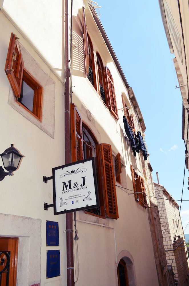 Hotel · M & J Central Suites, Korcula