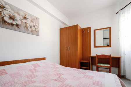 Charming little apartment, Čilipi, Croatie