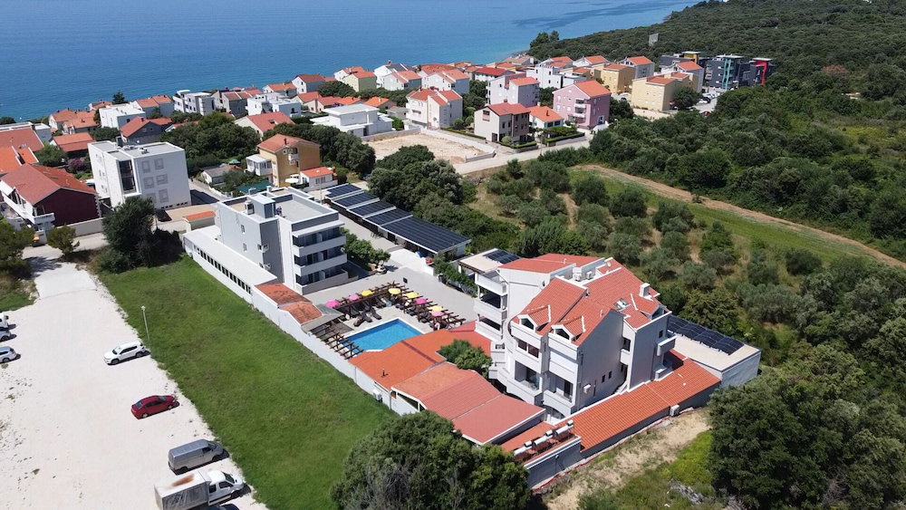 Aparthotel Plat, Croatie