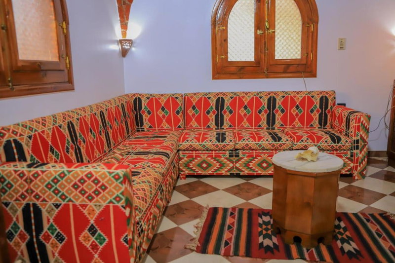 Shahhat View House, Charming Private Villa in Luxor West Bank with Habu Temple Views, for up to 6 guests, At Tarif, Egypt