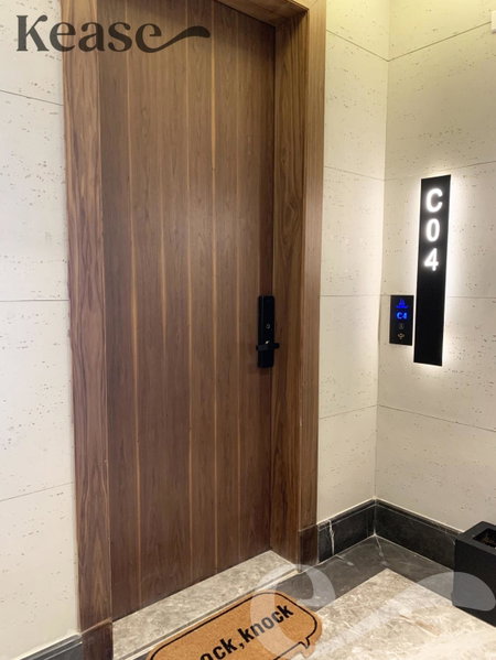 Kease Nafal C-4 Royal touch AZ46, Riyadh, Saudi-Arabien