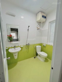 Apartment for rent in Hanoi, Vietnam · Lane 62 · 2 rooms, 2 baths