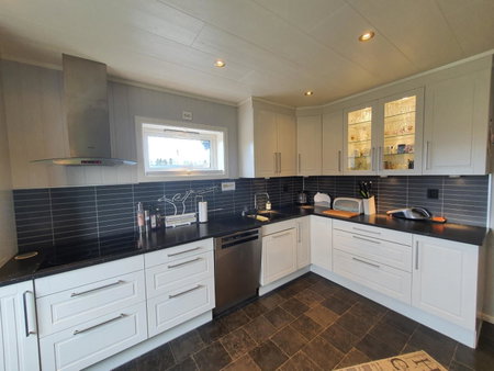 1 Room in The Yellow House, close to Airport & Lofoten, Evenskjer, Norway