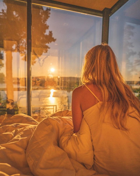 The WonderInn Mirrored Glass Cabin - Wonderinn Delta, Hektner, Norwegen