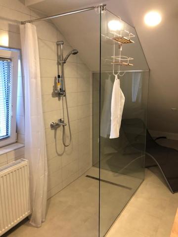 Apartma na hüti, Radenci, Eslovenia
